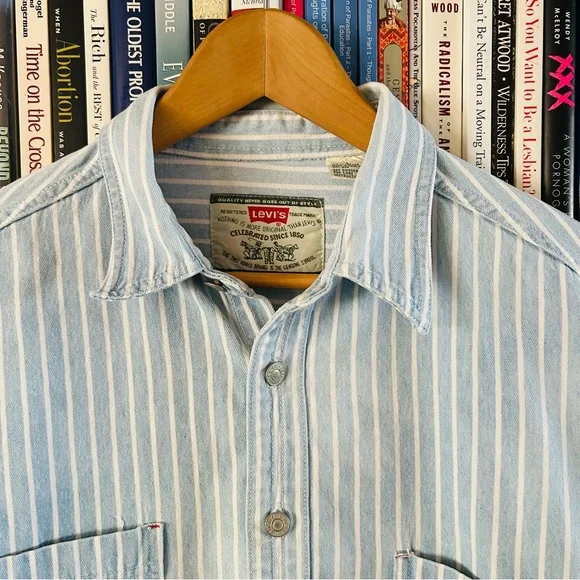 Vintage Levi's 1990s Striped Chambray Denim Long Sleeve Shirt, size XL FLAW - Picture 2 of 11